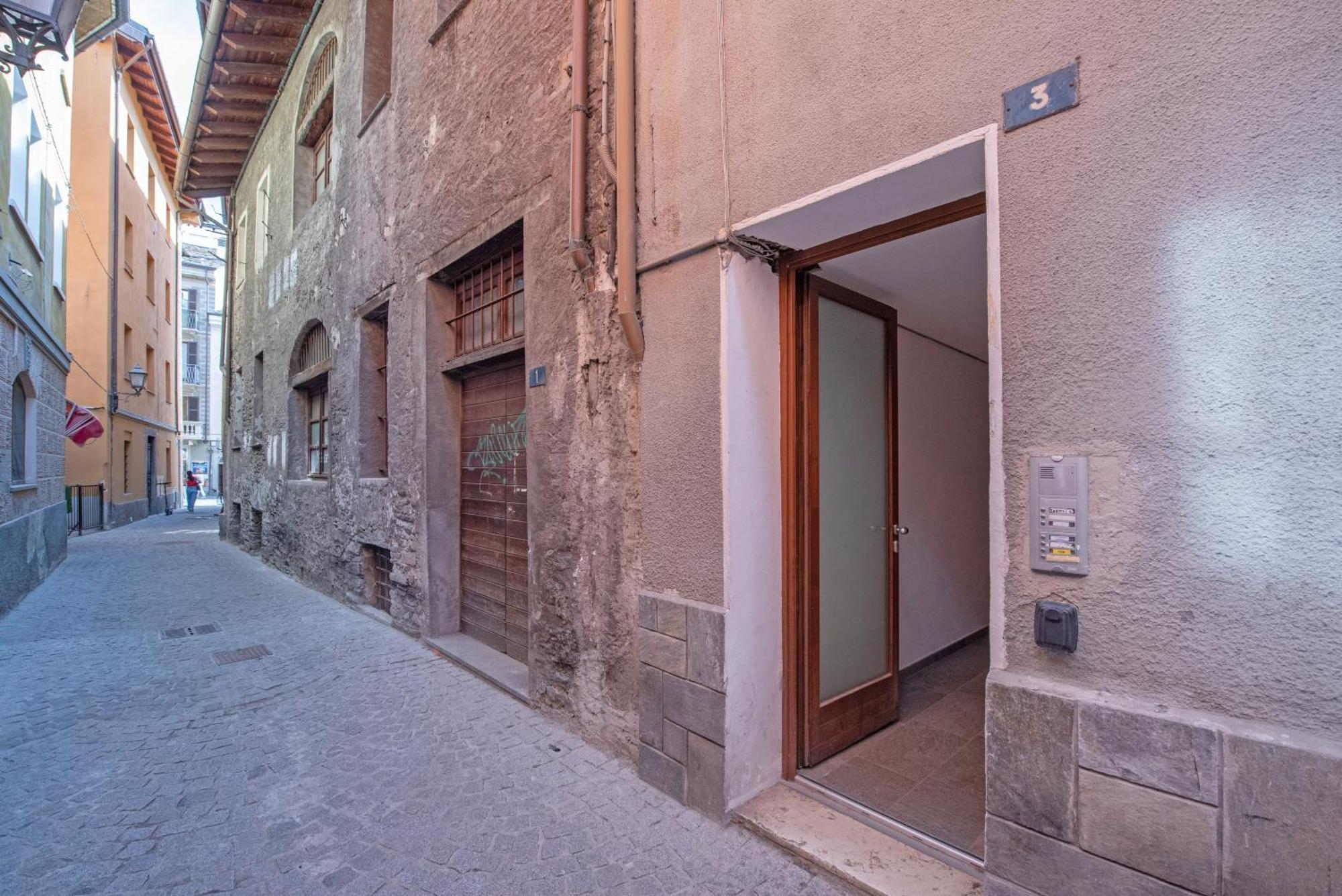 "Refuge De Claude" - Stile E Comfort Ad Aosta Centro Εξωτερικό φωτογραφία